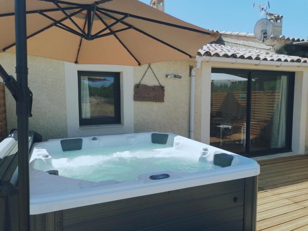 Gite De Charme Spa Privatif L'Oustau Di Tonin Malaucène 외부 사진